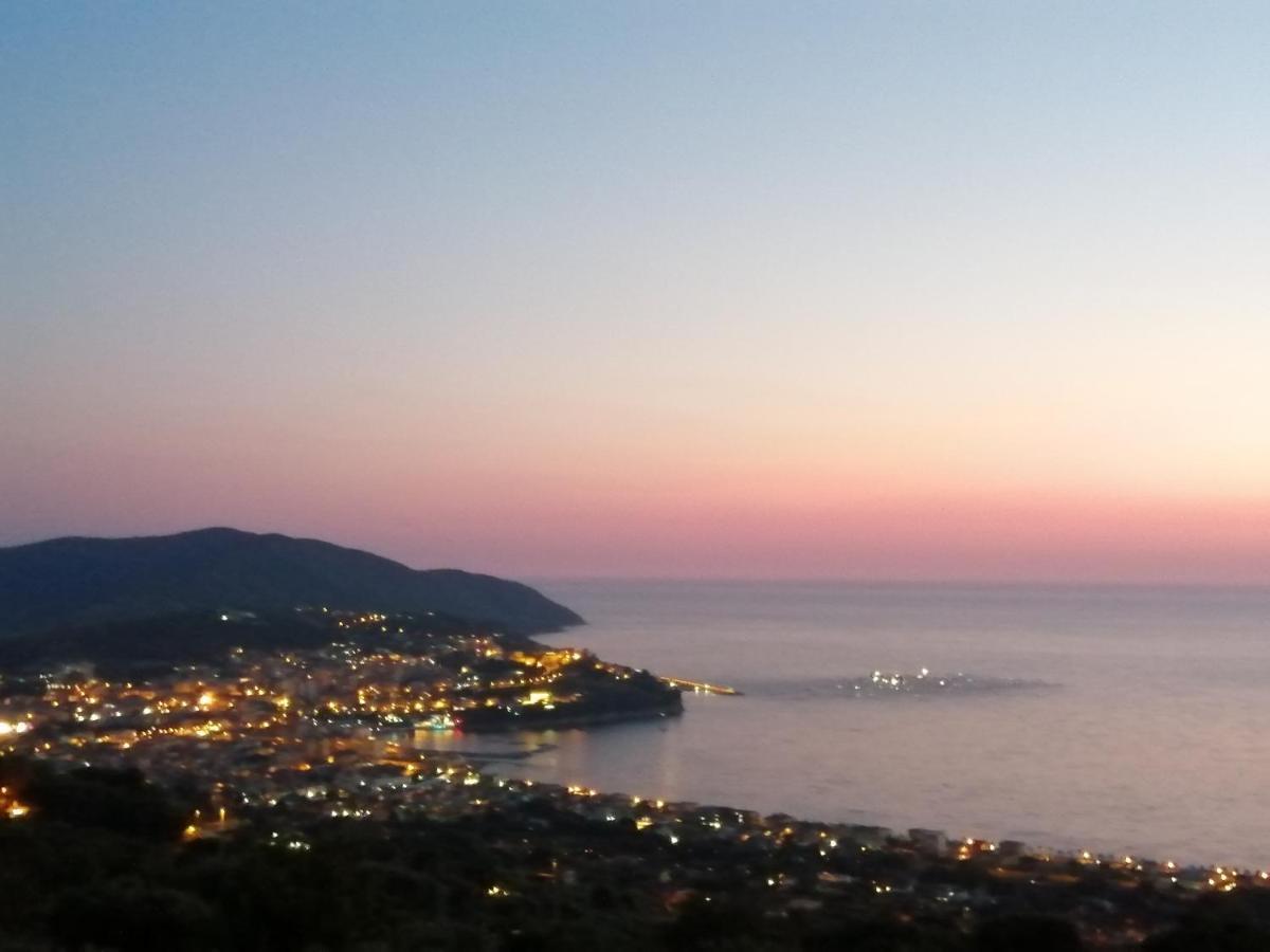 Una Terrazza Sul Mare Agropoli Eksteriør bilde