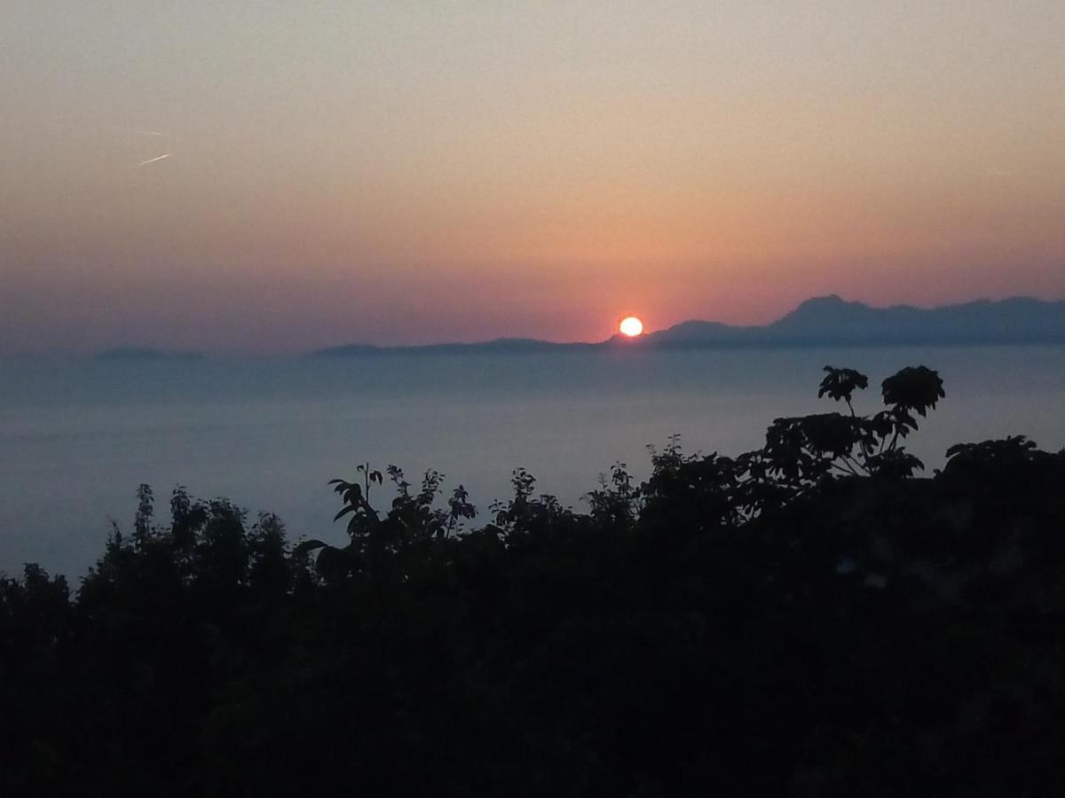Una Terrazza Sul Mare Agropoli Eksteriør bilde